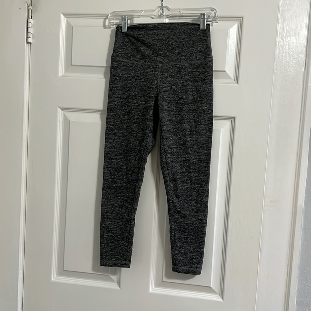 Grey crop workout leggings